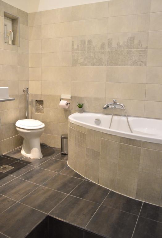 Friendly Apartment In Center Budapeste Exterior foto